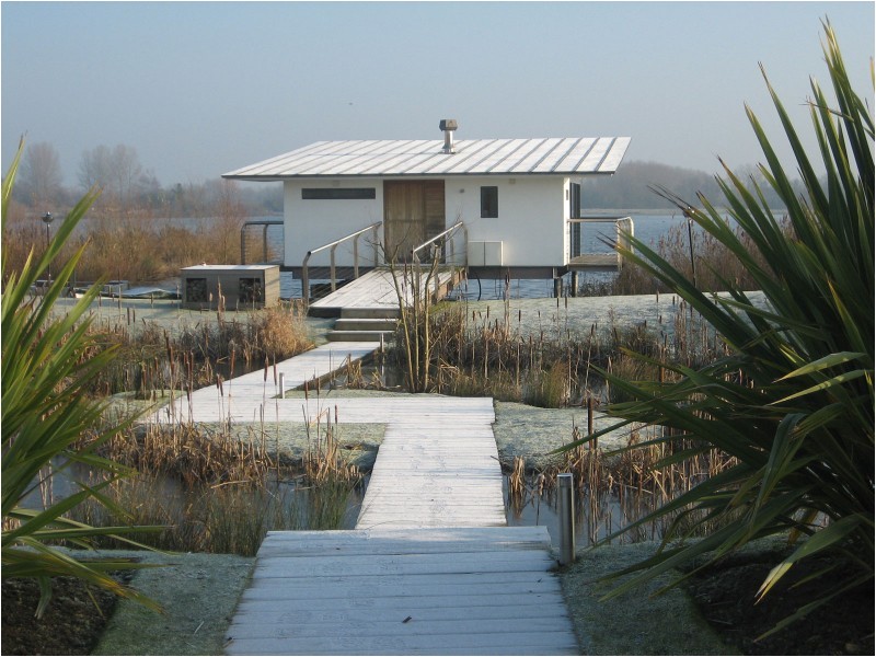 boathouse by ar design studio