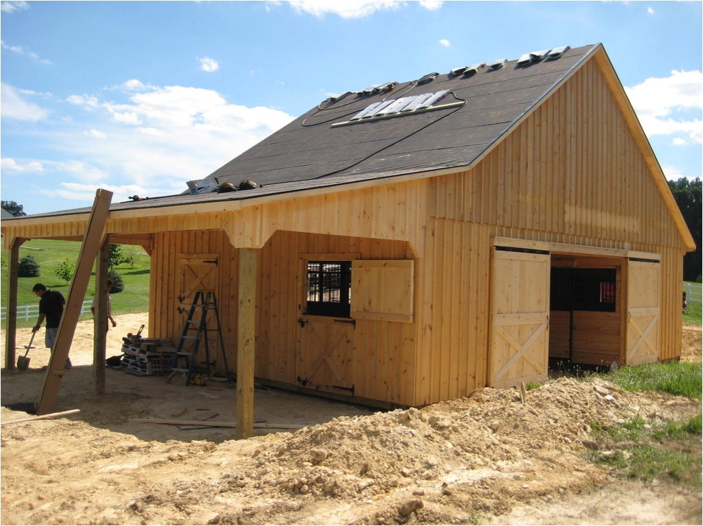 attractive small horse barn plans