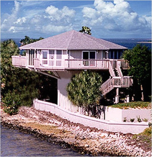 hurricane proof house