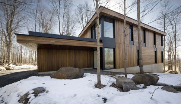 modern mountain cottage in quebec by blouin tardif architecture