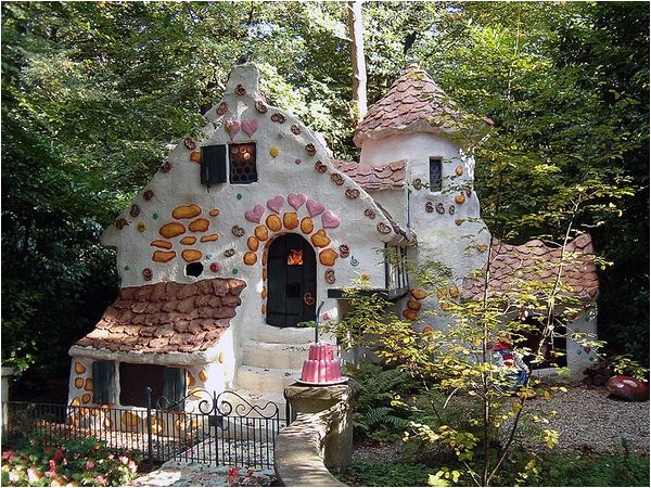 beautiful fairy tales house designs
