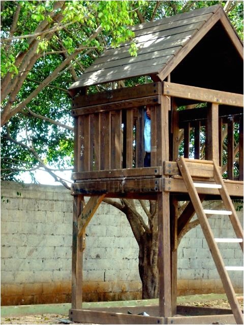 how to build a treehouse without a tree for kids