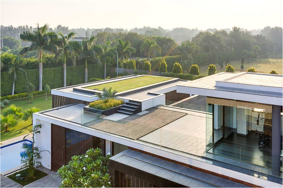 contemporary new delhi villa with amazing courtyard and water features