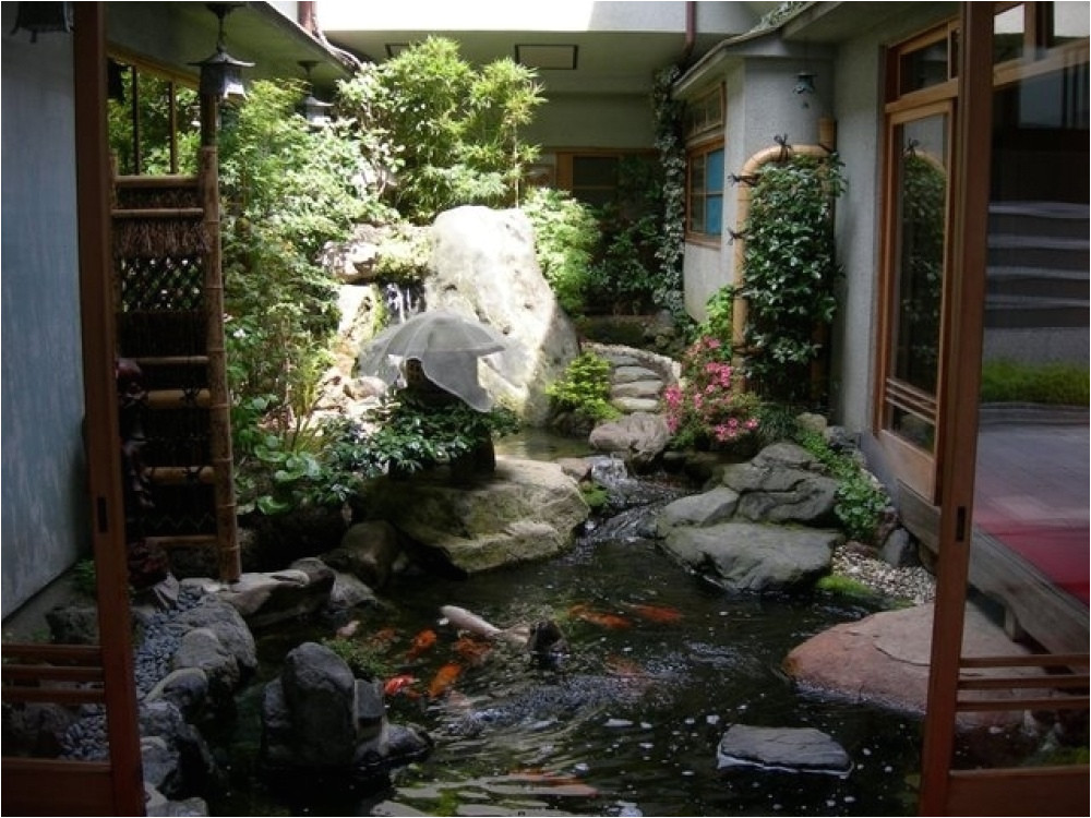 homes with indoor ponds