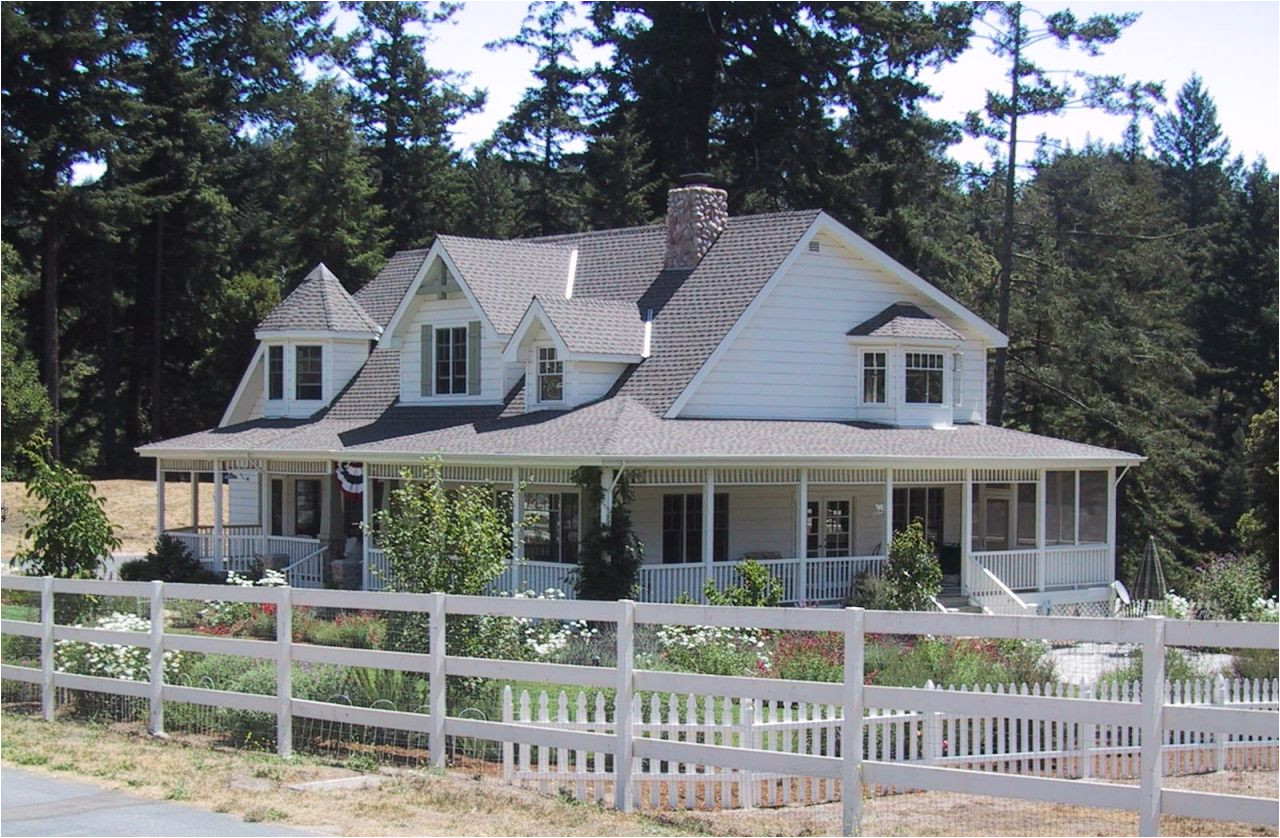 one story country house plans with wrap around porch