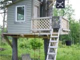 Easy to Build Tree House Plans 25 Best Ideas About Simple Tree House On Pinterest Kids